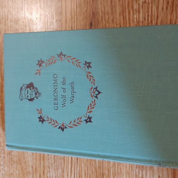 Vintage Book Geronimo Wolf of the Warpath - Picture 7 of 8